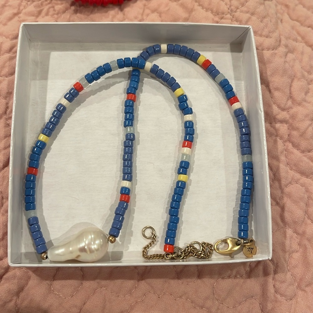 Madewell blue bead and pearl necklace